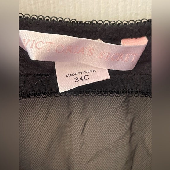Victoria’s Secret Black And Red Lips Lingerie Chemise Vest 34C - Picture 7 of 9